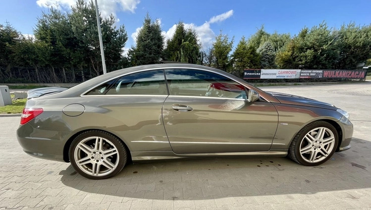 Mercedes-Benz Klasa E cena 54999 przebieg: 291000, rok produkcji 2009 z Bielawa małe 67